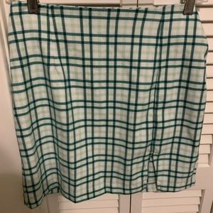 Wild Fable size 4 green plaid mini skirt